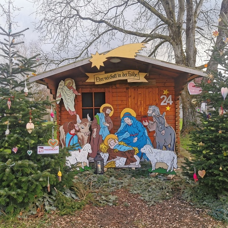 Unsere schon traditionelle Krippe im Pfarrgarten